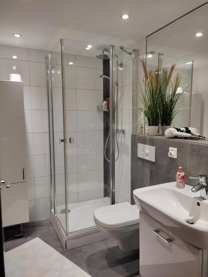 Habitat Himmelgeist Daire Düsseldorf Dış mekan fotoğraf